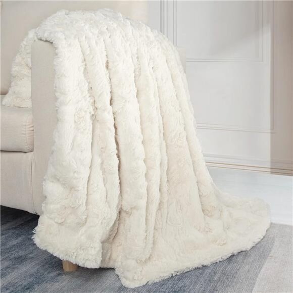 Faux Fur Luxury Throw Blanket,Double Side Soft Fluffy Shaggy Fuzzy Blanket - Picture 3 of 7